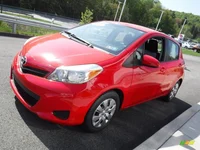 2012 Yaris le 5 door