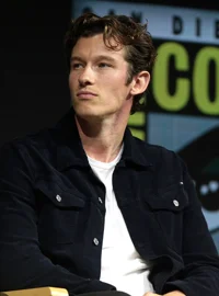 Callum Turner 