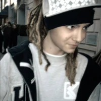 TOM KAULITZ