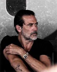 Jeffrey Dean Morgan