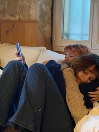 Lesbian roommates 