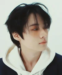 Lee know