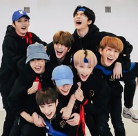 Stray Kids
