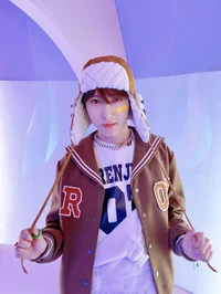 Huang Renjun 