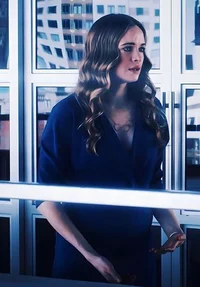Caitlin snow 