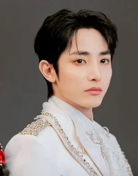 Lee Soo Hyuk 