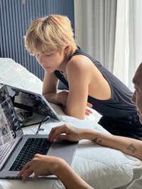 BTS V