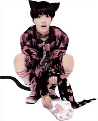 Cat boy Taemin 
