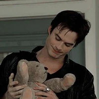 01- Damon Salvatore 