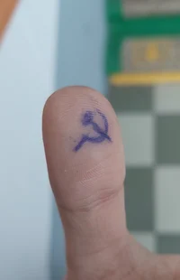 Communist finger 