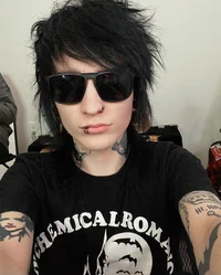 Johnnie Guilbert 