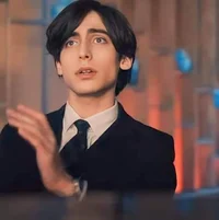 Aidan Gallagher 