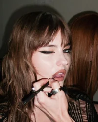 Victoria De Angelis