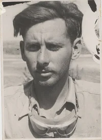 Uri Avner