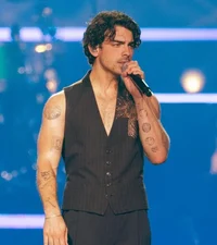 Joe Jonas 