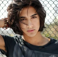 Avan Jogia