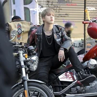 Yunho Biker