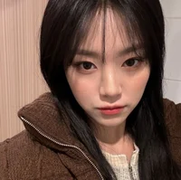10 - Kim Hyunjin