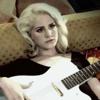 Lizzy Grant