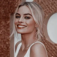 Margot Robbie
