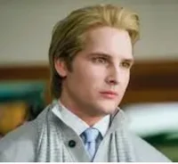Carlisle Cullen 