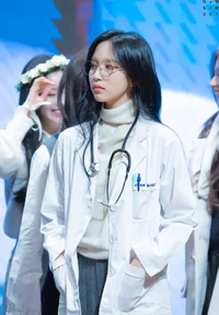 Dr Myoui Mina