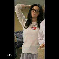 Alex vause