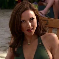 Elle Greenaway 