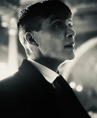 04 THOMAS SHELBY