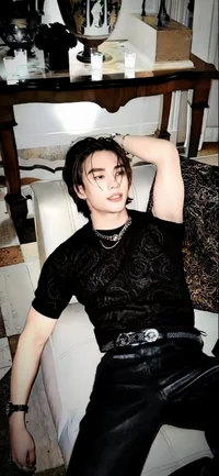 02- Enemy Hyunjin