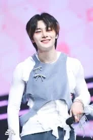08 Jeongin