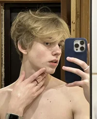 GRAYSON HAWTHORNE