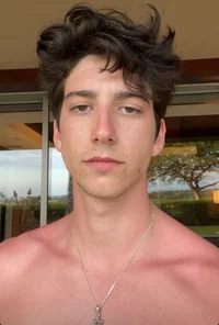 milo manheim