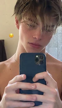 GRAYSON HAWTHORNE
