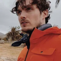 Daniel Sharman 