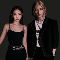 Jennie and Hyunjin  