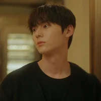 Hwang Min-hyun 
