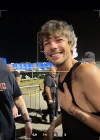 Louis tomlinson 