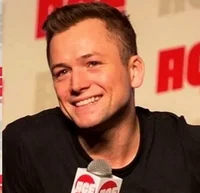 Taron Egerton 