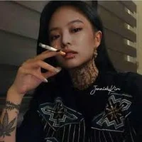 Jennie Ruby Jane Kim