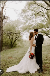 Kissing security gua