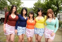5 Japanese women