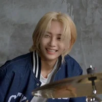JEONGHAN 