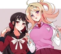 Kaede and Maki 
