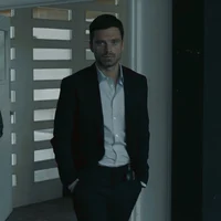 Sebastian Stan 
