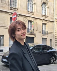 Jeongin 
