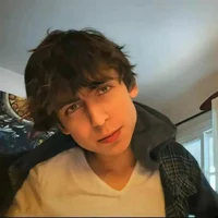 Aidan Gallagher 