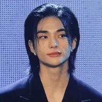 Hwang Hyunjin