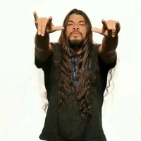 Robert Trujillo 