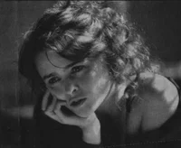 HELENA BONHAM CARTER